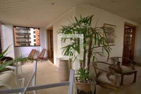 Apartamento para alugar com 300m², 3 quartos e 3 vagasVaranda gourmet