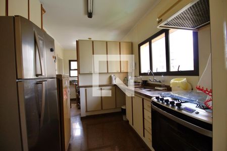 Apartamento para alugar com 300m², 3 quartos e 3 vagasCozinha