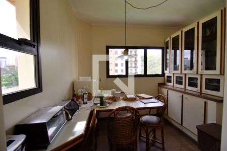 Apartamento para alugar com 300m², 3 quartos e 3 vagasCozinha