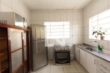 Casa à venda com 160m², 6 quartos e 5 vagas Casa à venda com 160m², 6 quartos e 5 vagasCozinha