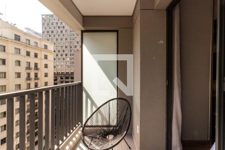 Varanda de kitnet/studio à venda com 1 quarto, 21m² em República, São Paulo
