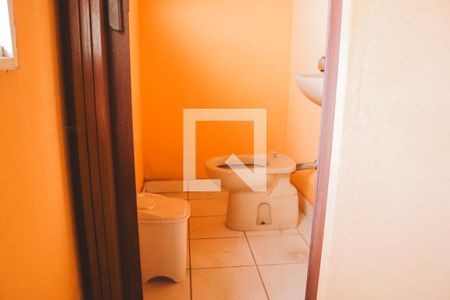 Casa à venda com 162m², 3 quartos e 3 vagasBanheiro - Churrasqueira