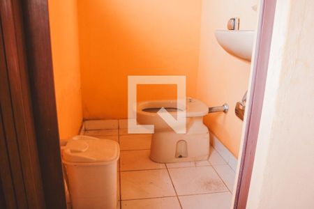 Casa à venda com 162m², 3 quartos e 3 vagasBanheiro - Churrasqueira