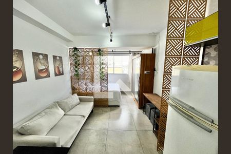 Sala de kitnet/studio para alugar com 1 quarto, 24m² em Santana, São Paulo