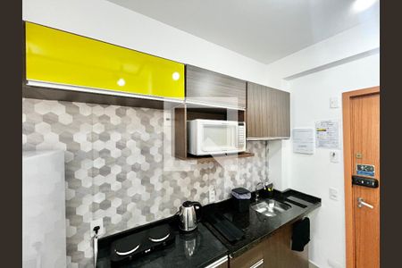 Cozinha de kitnet/studio para alugar com 1 quarto, 24m² em Santana, São Paulo