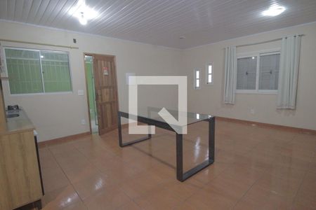 Sala/Cozinha de casa à venda com 2 quartos, 54m² em São José, Canoas