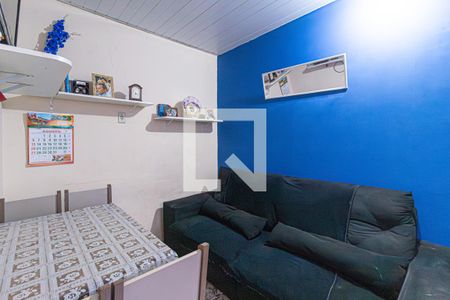 Sala de casa à venda com 5 quartos, 125m² em Vila Menk, Osasco