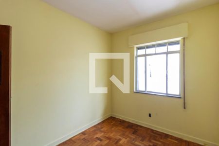 Casa à venda com 180m², 3 quartos e 4 vagas Casa à venda com 180m², 3 quartos e 4 vagasQuarto 2