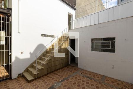 Casa à venda com 180m², 3 quartos e 4 vagas Casa à venda com 180m², 3 quartos e 4 vagasÁrea Externa