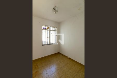 Casa à venda com 180m², 3 quartos e 4 vagas Casa à venda com 180m², 3 quartos e 4 vagasEdícula