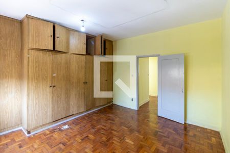 Casa à venda com 180m², 3 quartos e 4 vagas Casa à venda com 180m², 3 quartos e 4 vagasQuarto 3