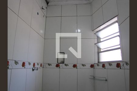 Banheiro da Suíte 1 de casa para alugar com 2 quartos, 180m² em Jardim Maringá, São Paulo