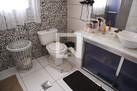 Casa à venda com 200m², 4 quartos e 2 vagasBanheiro Social