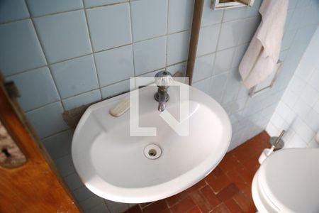 Casa à venda com 200m², 4 quartos e 2 vagasBanheiro de serviço