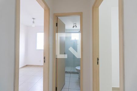 Corredor de apartamento para alugar com 2 quartos, 53m² em Penha de França, São Paulo