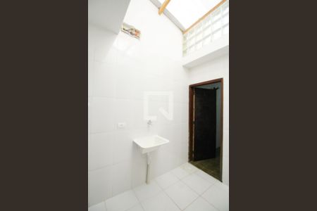 Casa para alugar com 55m², 1 quarto e 1 vagaÁrea de Serviço