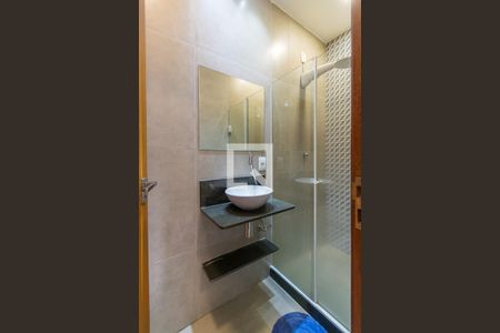 Banheiro 1 de casa à venda com 2 quartos, 128m² em Brás de Pina, Rio de Janeiro