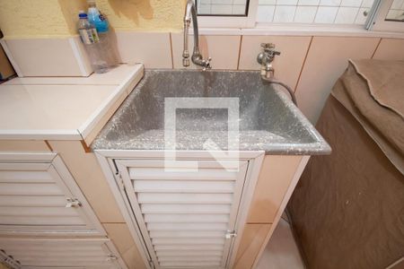 Casa à venda com 180m², 3 quartos e 4 vagas Casa à venda com 180m², 3 quartos e 4 vagasÁrea de Serviço