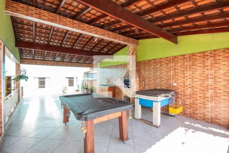 Casa à venda com 180m², 3 quartos e 4 vagas Casa à venda com 180m², 3 quartos e 4 vagasChurrasqueira
