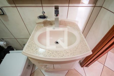 Casa à venda com 180m², 3 quartos e 4 vagas Casa à venda com 180m², 3 quartos e 4 vagasBanheiro 2