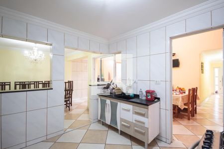 Casa à venda com 180m², 3 quartos e 4 vagas Casa à venda com 180m², 3 quartos e 4 vagasCozinha