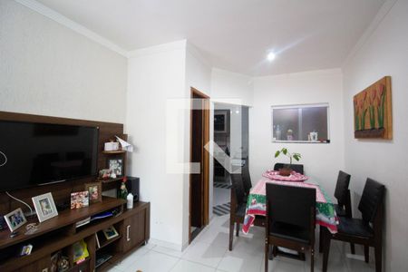 Sala de casa de condomínio à venda com 2 quartos, 75m² em Parada Xv de Novembro, São Paulo
