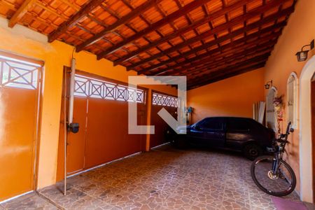Casa à venda com 273m², 3 quartos e 3 vagasGaragem