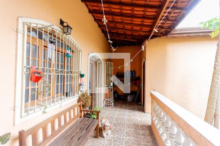 Casa à venda com 273m², 3 quartos e 3 vagasQuintal