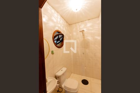 Casa à venda com 273m², 3 quartos e 3 vagasBanheiro da Área de Jogos