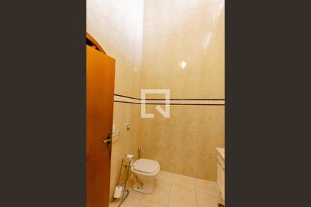 Casa à venda com 273m², 3 quartos e 3 vagasBanheiro da Suíte 1