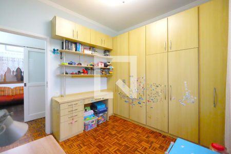 Casa à venda com 227m², 3 quartos e 2 vagasQuarto 2