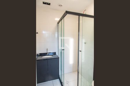 Banheiro de kitnet/studio à venda com 1 quarto, 27m² em Vila Dom Pedro I, São Paulo