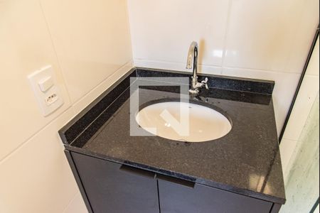 Banheiro de kitnet/studio à venda com 1 quarto, 27m² em Vila Dom Pedro I, São Paulo