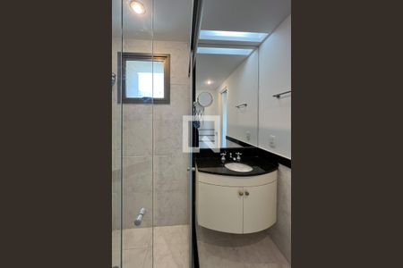 Apartamento para alugar com 52m², 2 quartos e 1 vagaBanheiro da Suíte 1