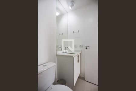 Apartamento para alugar com 57m², 2 quartos e 1 vaga Apartamento para alugar com 57m², 2 quartos e 1 vagaBanheiro