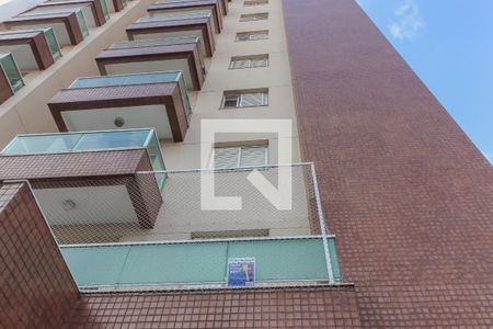 Apartamento para alugar com 77m², 3 quartos e 1 vaga Apartamento para alugar com 77m², 3 quartos e 1 vagaFachada