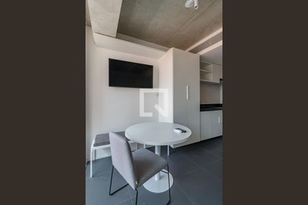 Studio de kitnet/studio à venda com 1 quarto, 28m² em Jardim das Bandeiras, São Paulo