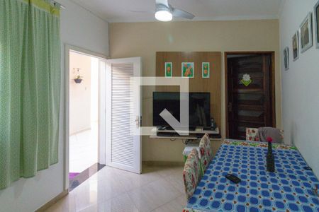 Casa à venda com 270m², 4 quartos e 3 vagasSala 2