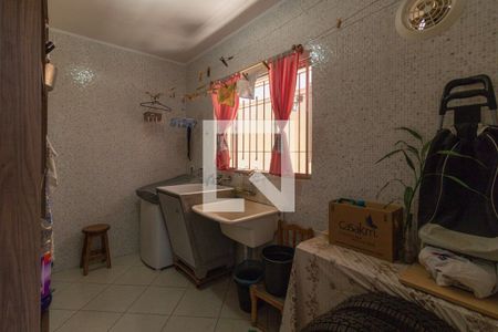 Casa à venda com 270m², 4 quartos e 3 vagasLavanderia