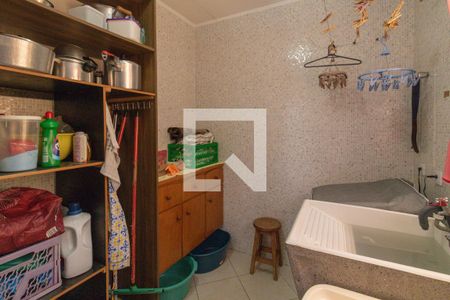 Casa à venda com 270m², 4 quartos e 3 vagasLavanderia