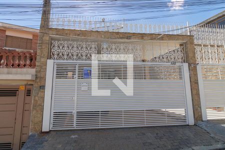 Casa à venda com 270m², 4 quartos e 3 vagasFachada