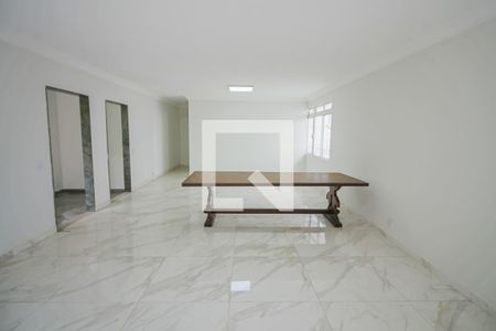 Sala de casa para alugar com 5 quartos, 450m² em Butantã, São Paulo