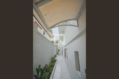 Casa para alugar com 450m², 5 quartos e 4 vagasCorredor Lateral