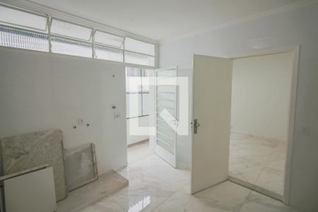 Casa para alugar com 450m², 5 quartos e 4 vagasCozinha
