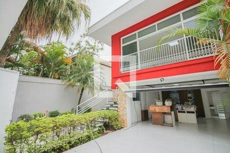 Casa para alugar com 450m², 5 quartos e 4 vagasQuintal e Garagem