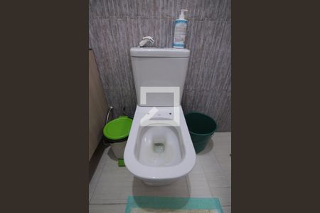 Casa à venda com 125m², 2 quartos e 1 vagaBanheiro