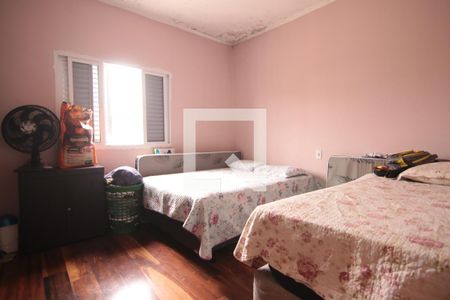 Quarto de casa à venda com 2 quartos, 125m² em Jardim Gonzaga, São Paulo