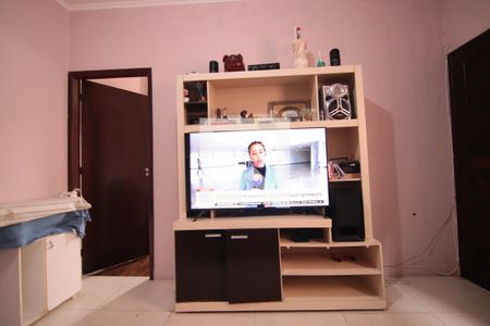 Sala de casa à venda com 2 quartos, 125m² em Jardim Gonzaga, São Paulo