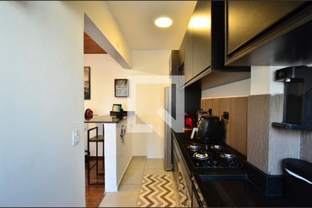 Cozinha de apartamento à venda com 2 quartos, 45m² em Parque Imperial, São Paulo