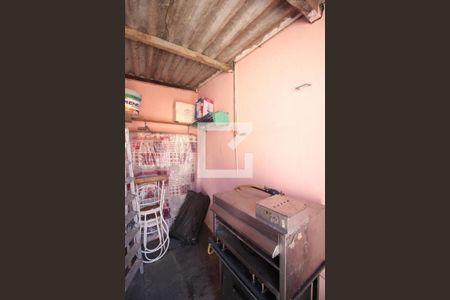 Casa à venda com 360m², 3 quartos e 4 vagasQuarto de Serviço